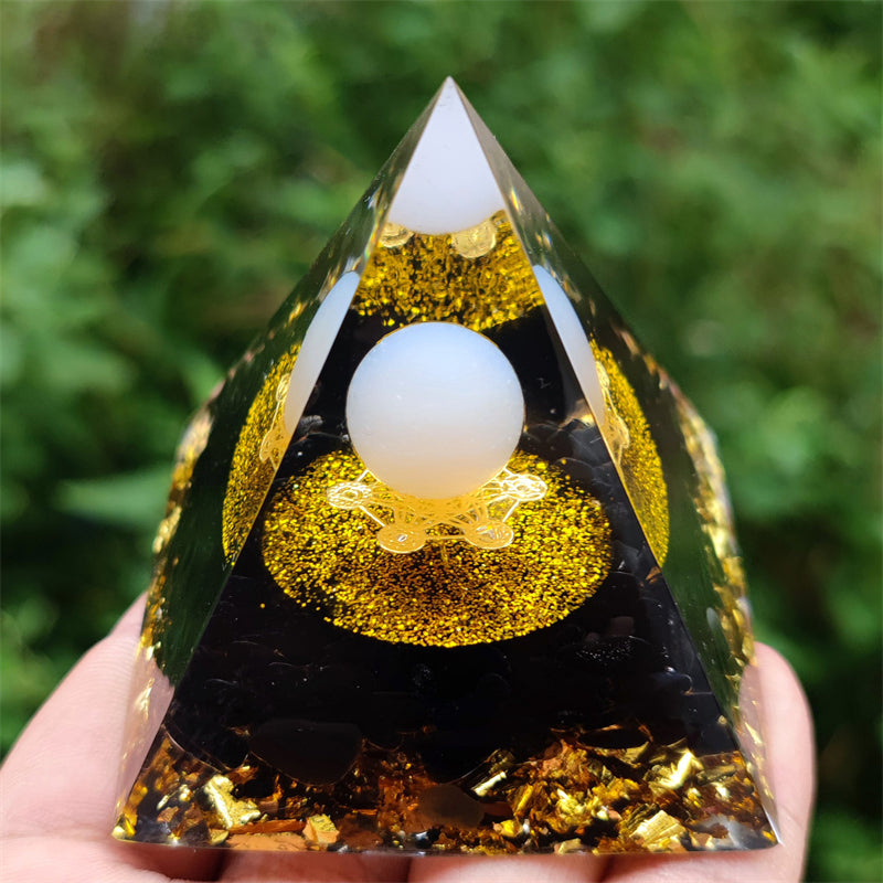 5cm 6cm Wholesale healing crystals resin energy orgone organite pyramid crystal for spiritual